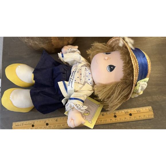 Precious Moments 1990 Easter Edition Applause Doll “Your Smile” Straw Hat - Picture 8 of 8